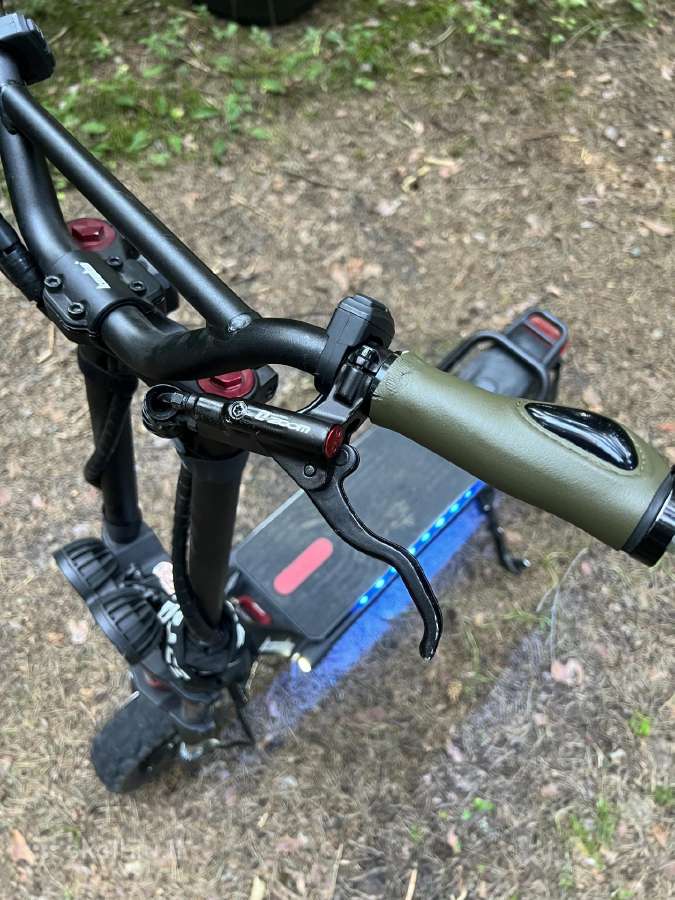 Kaabo wolf warior 11+ 60v 6000w - nuotraukos Nr. 9