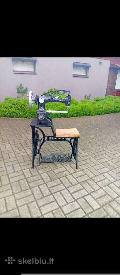 Senovinė atrestauruota veikianti didelė Singer - nuotraukos Nr. 3