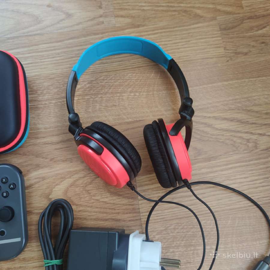 Nintendo Switch 32gb + ausinės + pultas + dėklas - nuotraukos Nr. 10