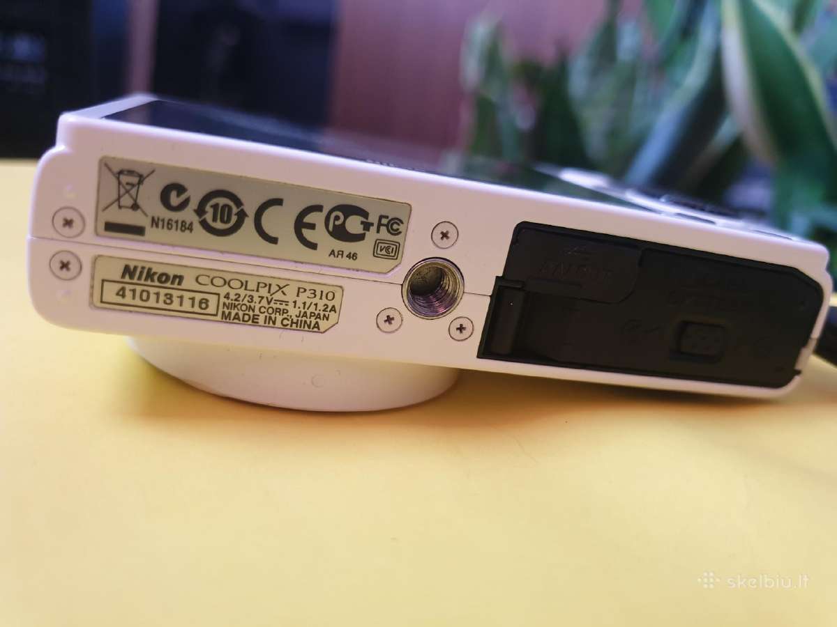 Nikon coolpix p310 Ekrane Dėmės - nuotraukos Nr. 8