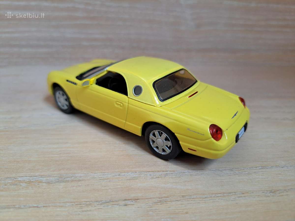 Ford Thunderbird modeliukas 1/43 - nuotraukos Nr. 3