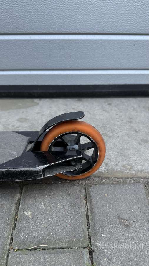 Paspirtukas Dominator Sniper Black Orange - nuotraukos Nr. 3