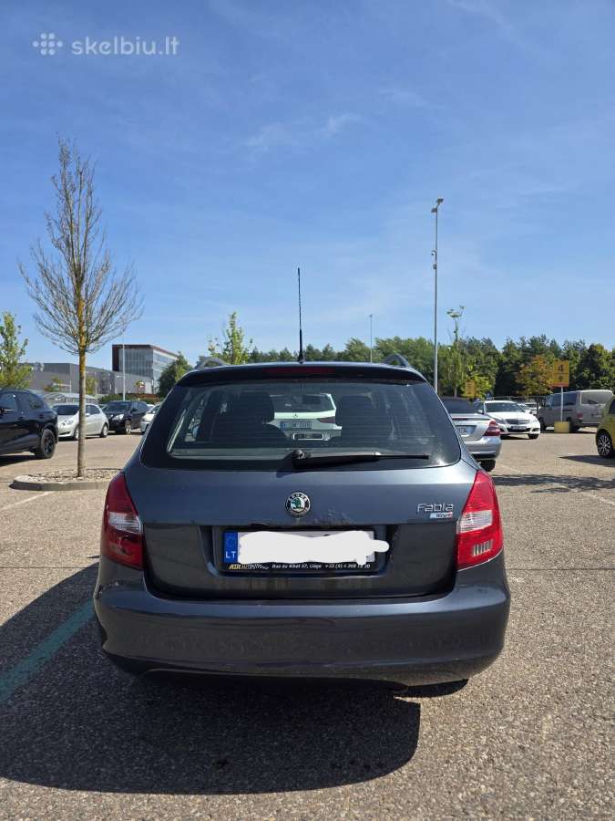 Škoda Fabia Combi 2009, 1.6 automatas, benzinas - nuotraukos Nr. 4
