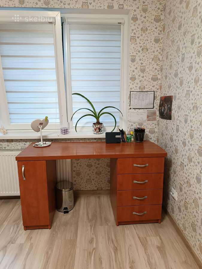 Rašomas stalas,komoda ,lentynos,spintelė - nuotraukos Nr. 2