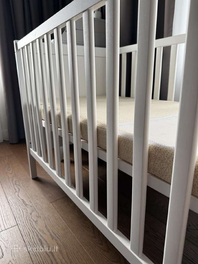 Ikea lovytė su lonas čiužiniu (beveik nenaudota). - nuotraukos Nr. 2