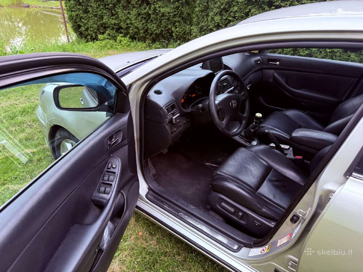 Toyota Avensis - nuotraukos Nr. 9