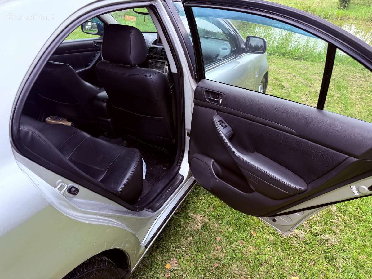 Toyota Avensis - nuotraukos Nr. 11
