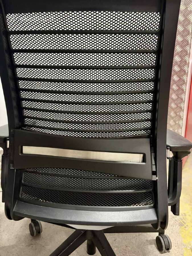 Parduodamos naudotos Steelcase biuro kėdės - nuotraukos Nr. 3