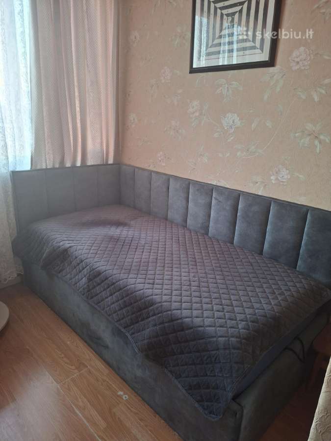 Parduodu viengulė lova su čiužiniu 90/200 gaminta - nuotraukos Nr. 2