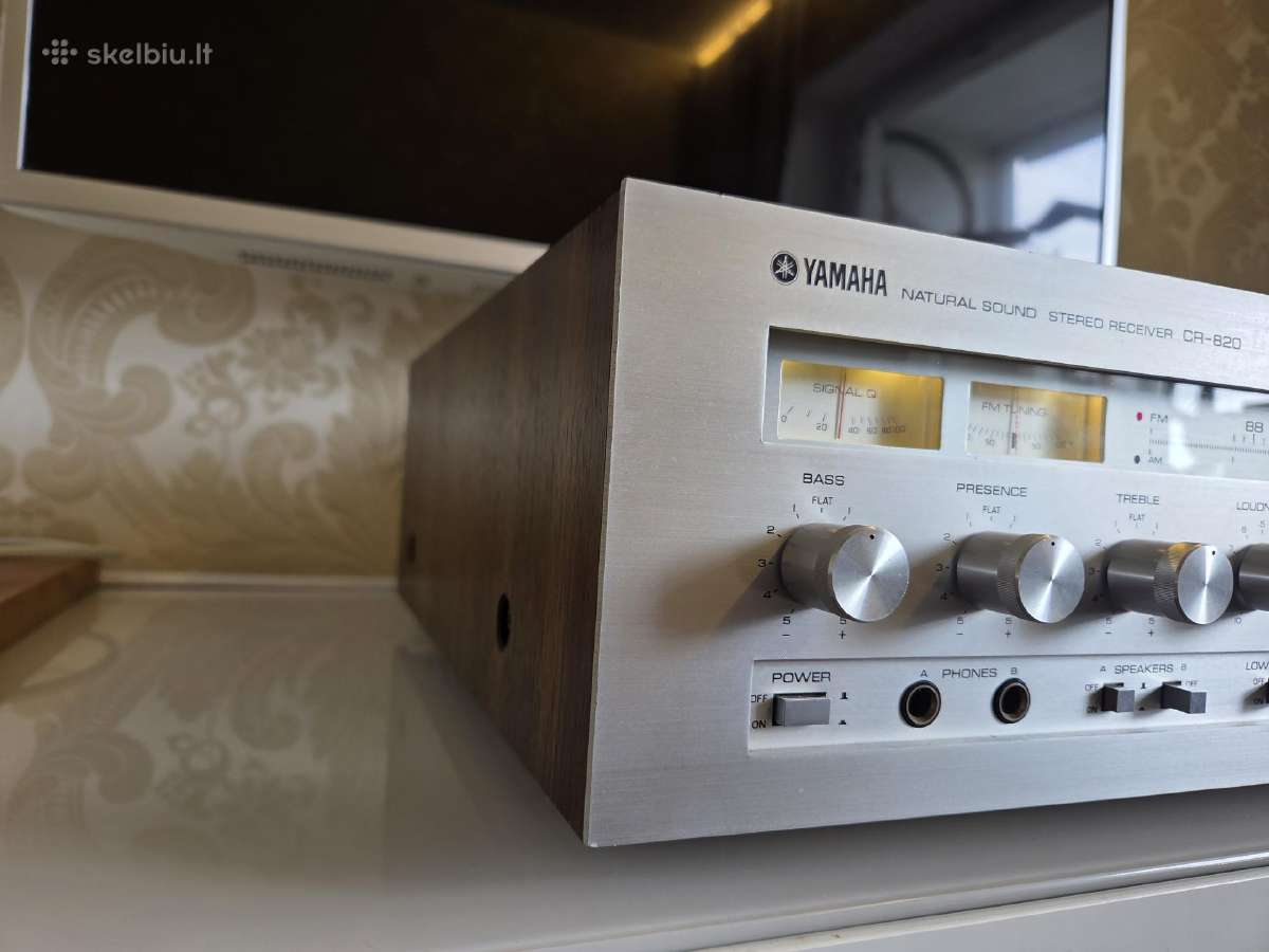 Yamaha Cr-820 - nuotraukos Nr. 2