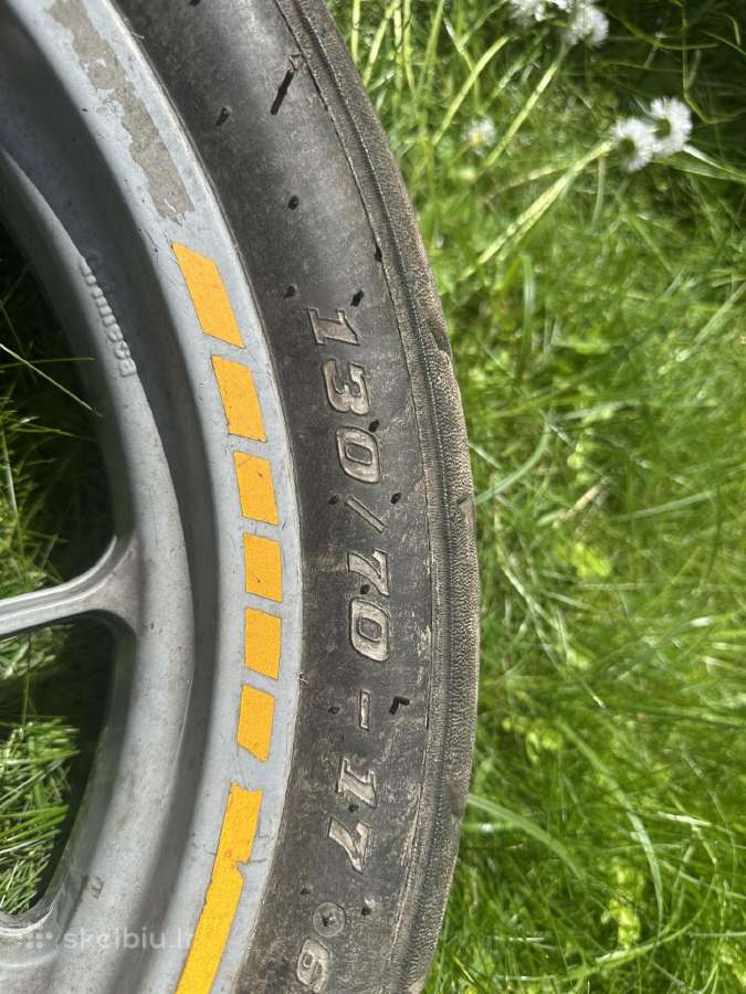 Motociklo/motorolerio ratai su padangom - nuotraukos Nr. 8