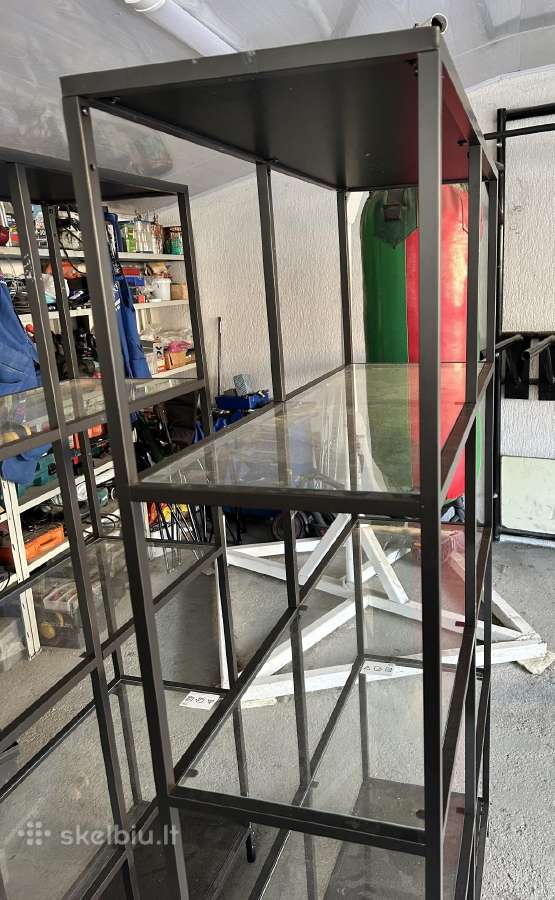 Lentyna su stiklais - nuotraukos Nr. 8