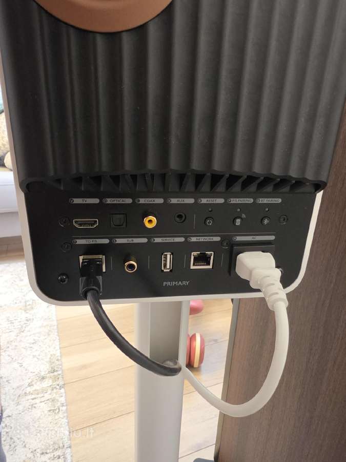 Kef Ls50 Wireless 2 su S2 stovais - nuotraukos Nr. 4