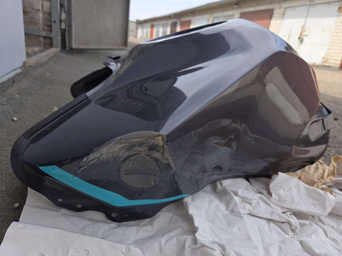 Yamaha Mt-09 2024 kuro bakas fuel tank - nuotraukos Nr. 2