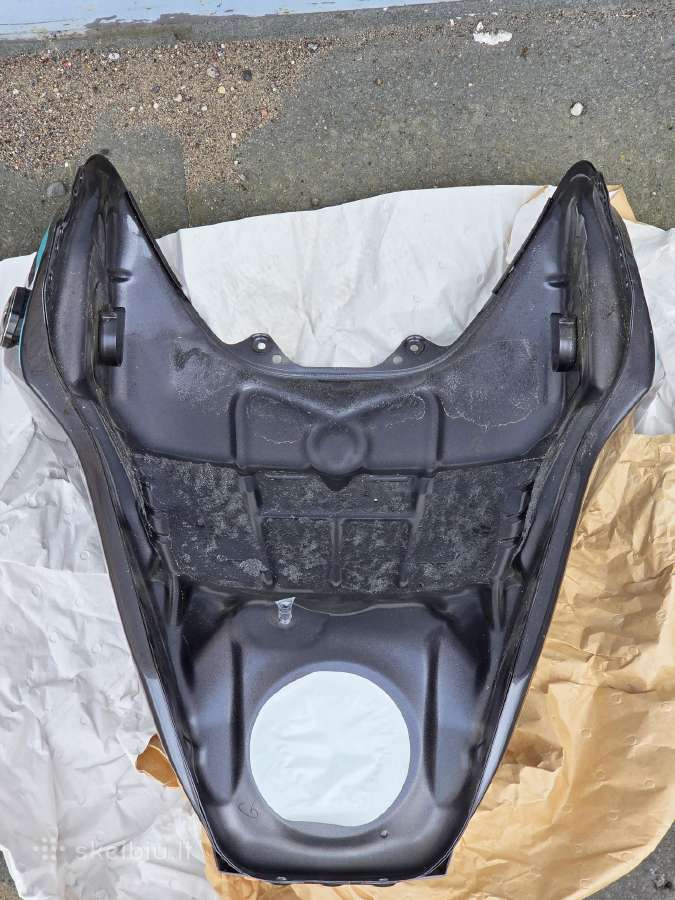 Yamaha Mt-09 2024 kuro bakas fuel tank - nuotraukos Nr. 13