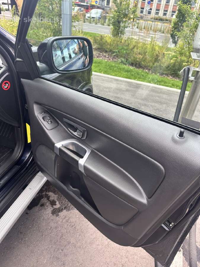 Volvo Xc90 2.4 D5 120 kw 7 vietos - nuotraukos Nr. 32