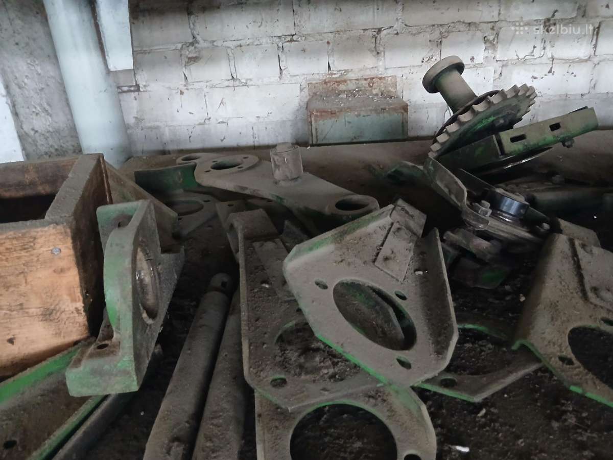 John Deere kombainų detalės - nuotraukos Nr. 21