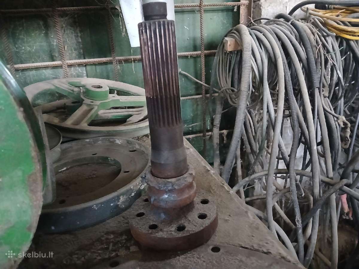 John Deere kombainų detalės - nuotraukos Nr. 23