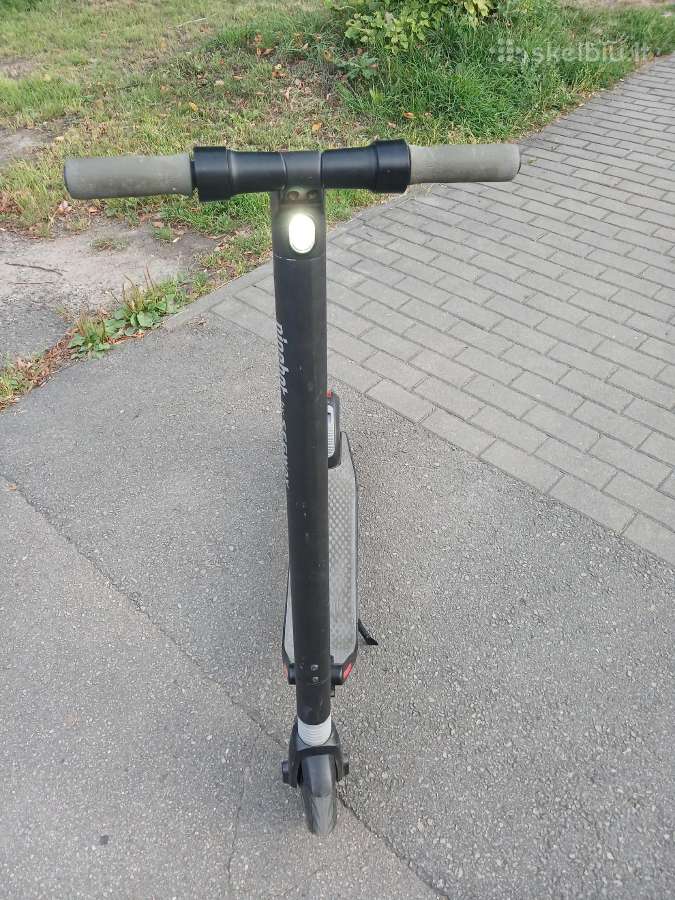 Parduodamas paspirtukas Ninebot by Segway s1 - nuotraukos Nr. 2