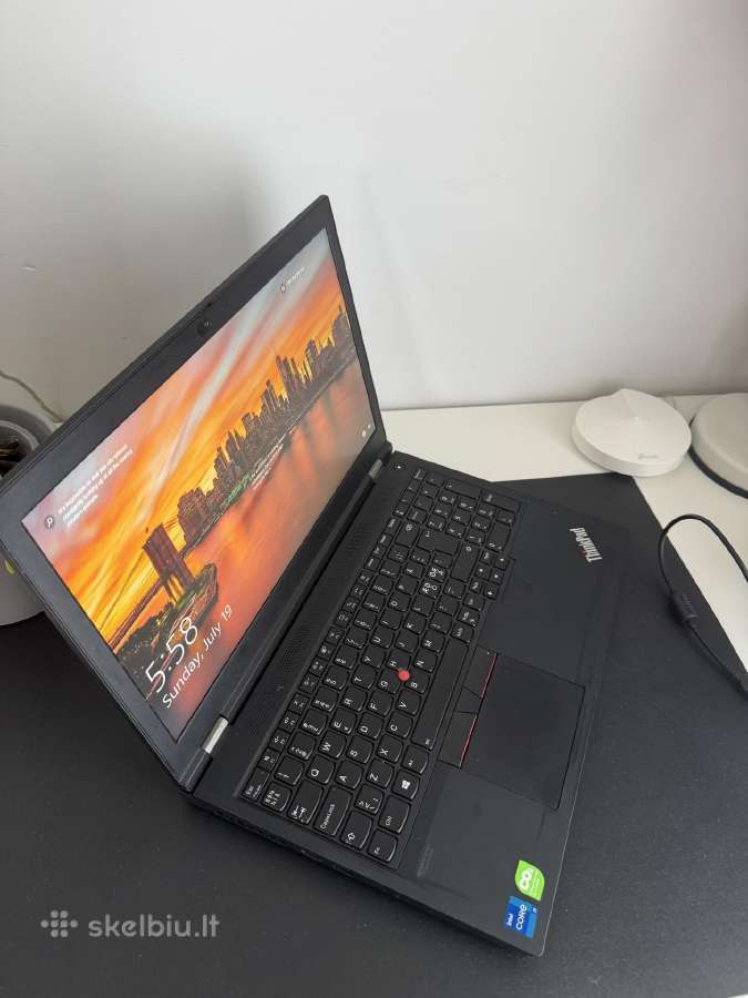 Lenovo Thinkpad P15 Gen 2i - nuotraukos Nr. 3
