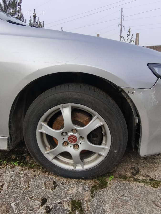 Honda Accord dalimis - nuotraukos Nr. 4