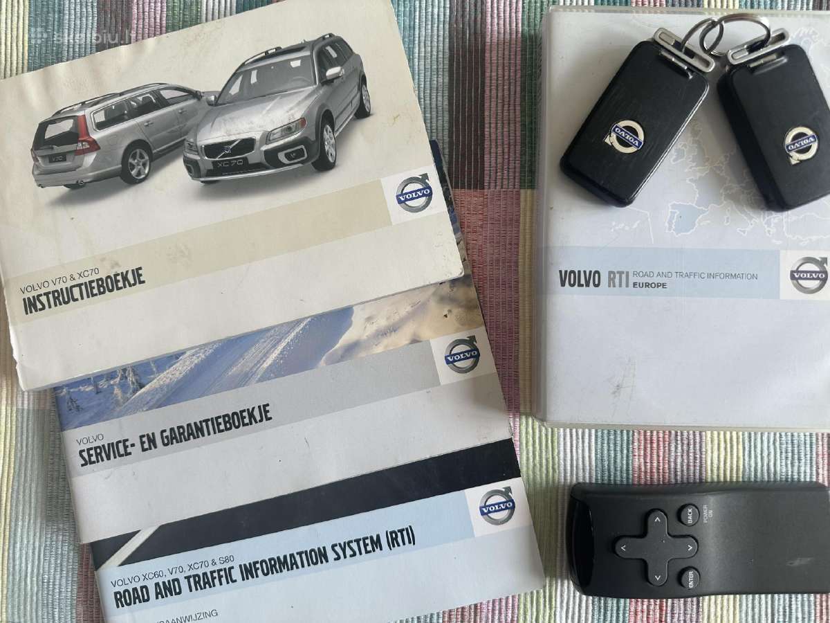 Vertas dėmesio Volvo V70 - nuotraukos Nr. 17