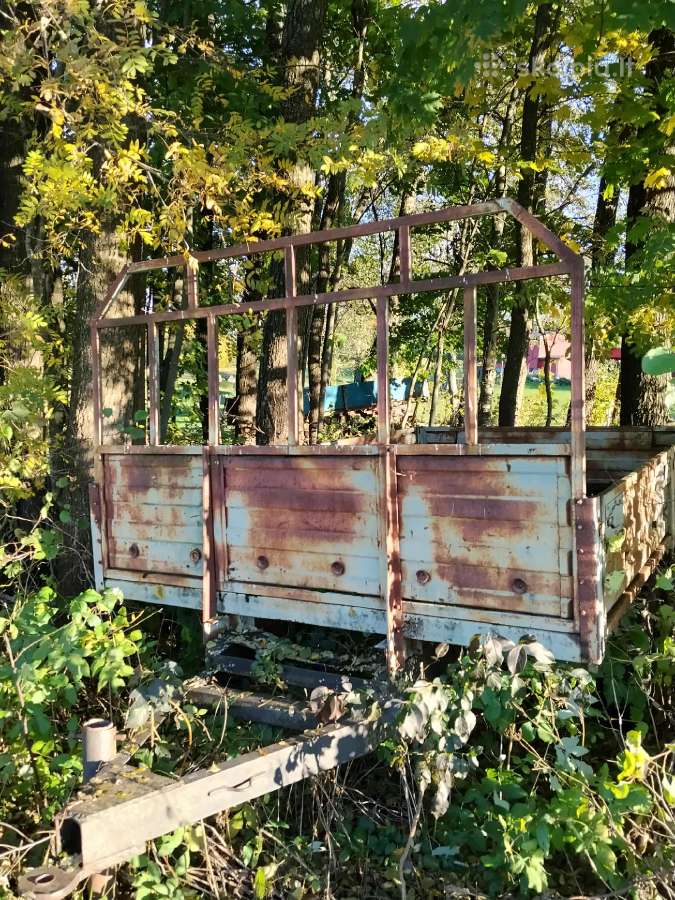 Parduodamas grėblys ir savadarbė priekaba - nuotraukos Nr. 4
