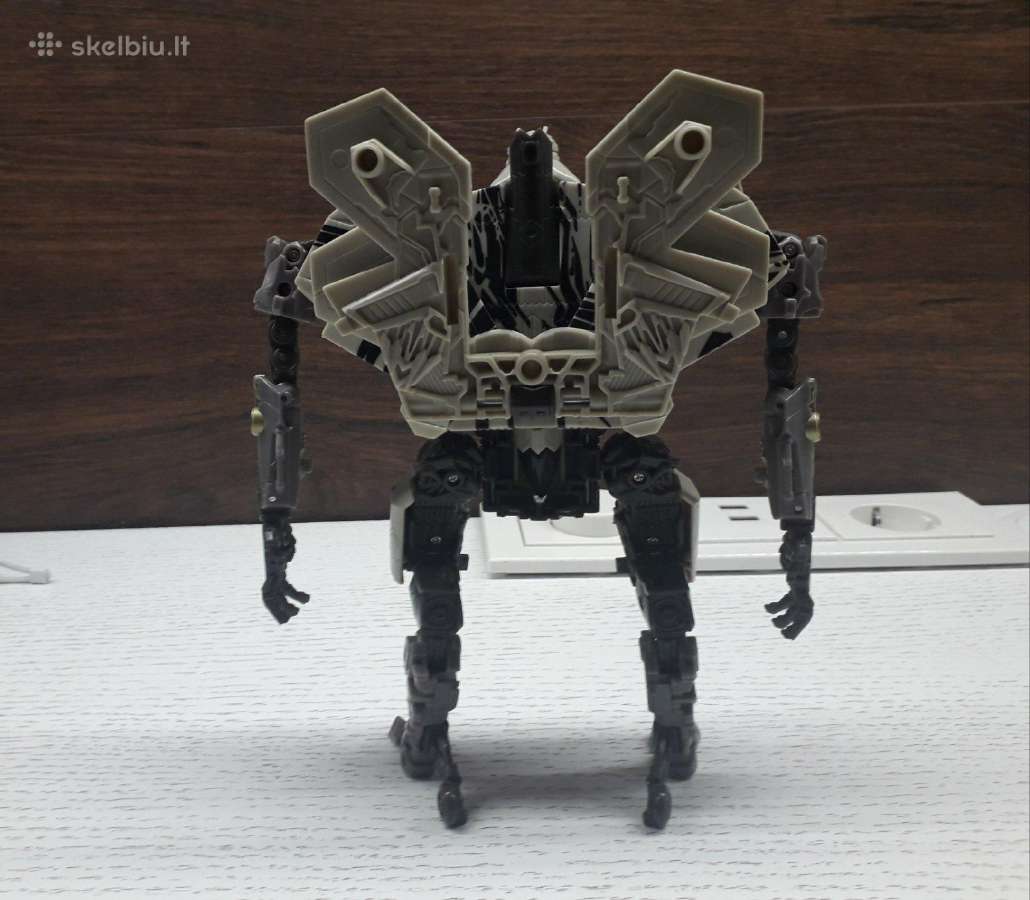 Transformers studio series 21: Rotf Starscream - nuotraukos Nr. 4