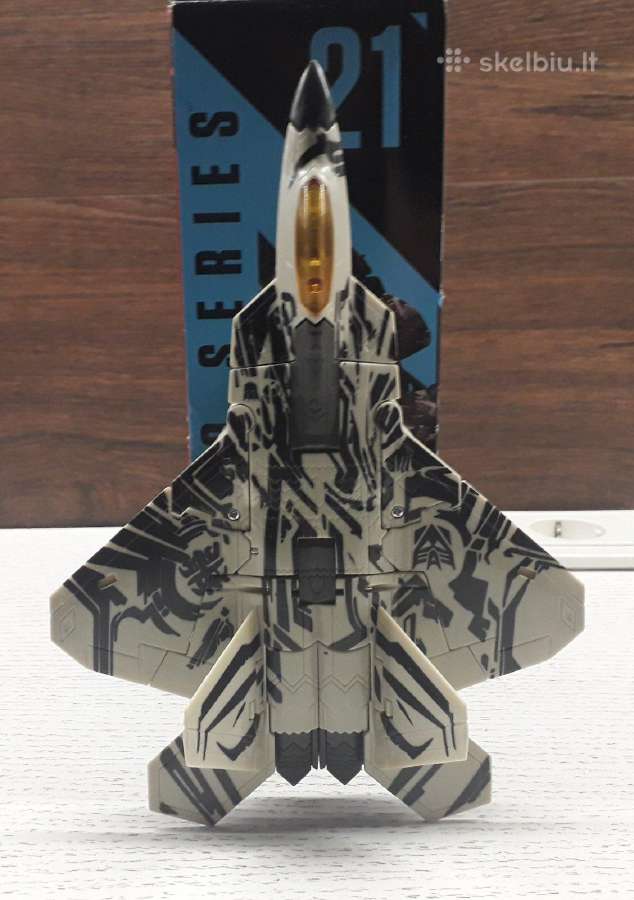 Transformers studio series 21: Rotf Starscream - nuotraukos Nr. 15