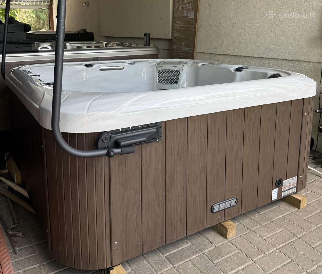 Sūkurinė vonia Jacuzzi - nuotraukos Nr. 2