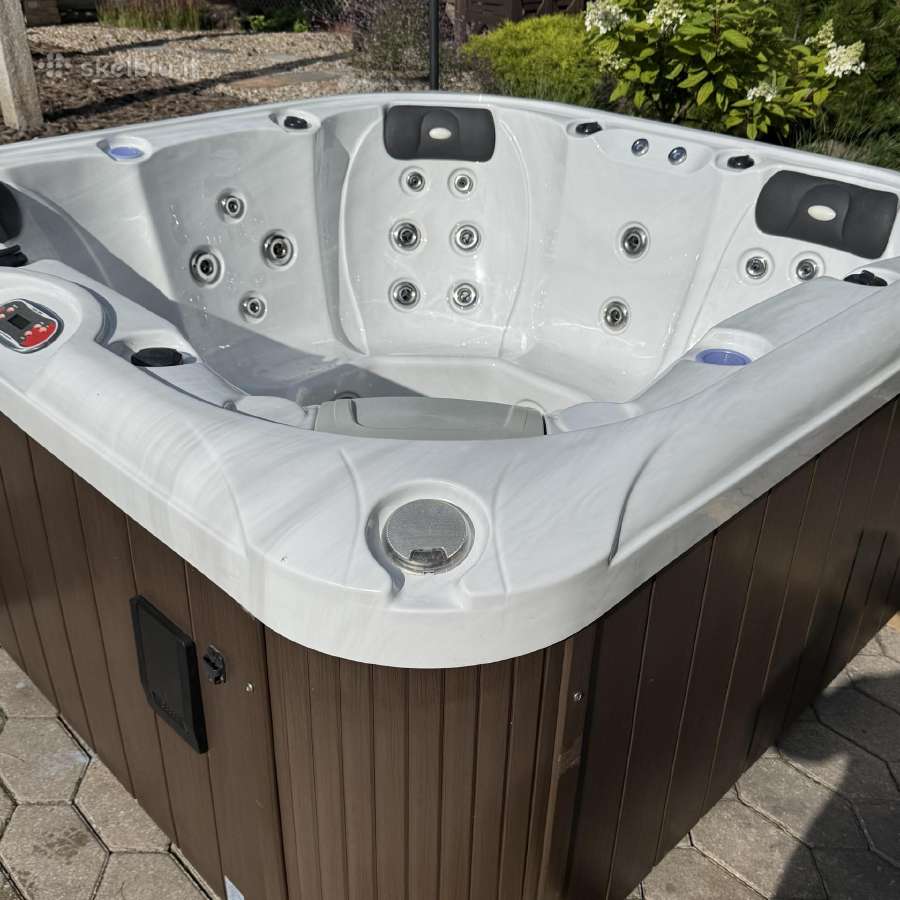 Sūkurinė vonia Jacuzzi - nuotraukos Nr. 3