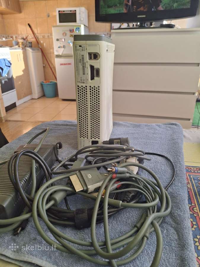 Xbox 360 naudotas su pulteliu mikrofonu žaidimais - nuotraukos Nr. 2