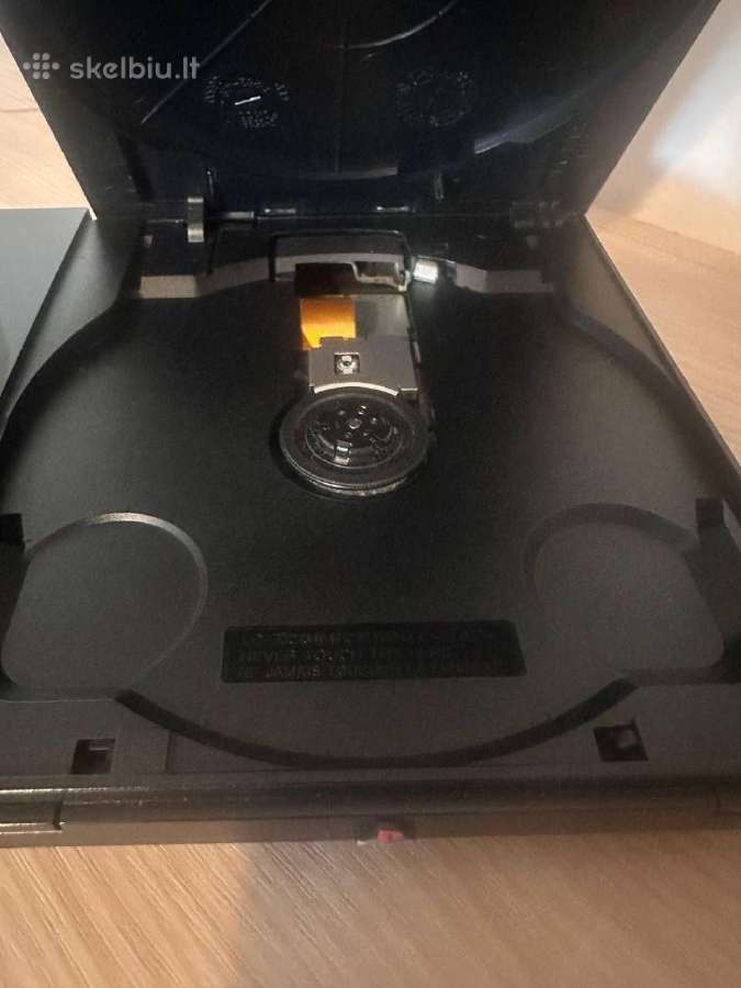 Sony Playstation 2 Slim - nuotraukos Nr. 5