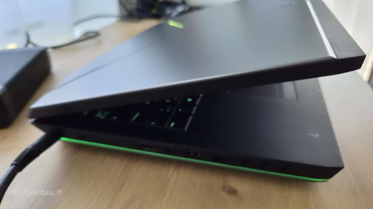 Alienware 17 R1 17.3" Full HD 120hz 3D, 32gb RAM - nuotraukos Nr. 2