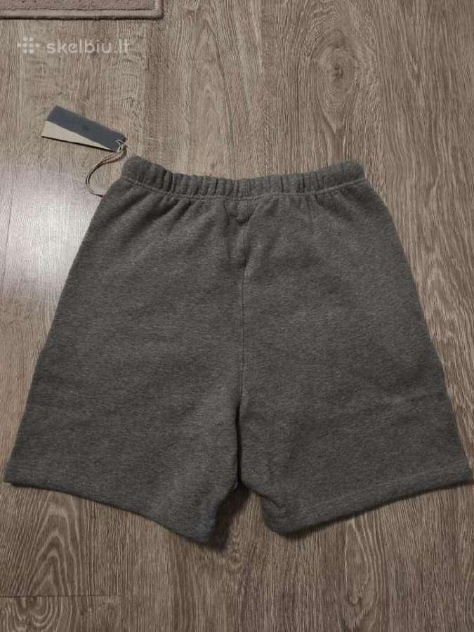 Essentials šortai - nuotraukos Nr. 3
