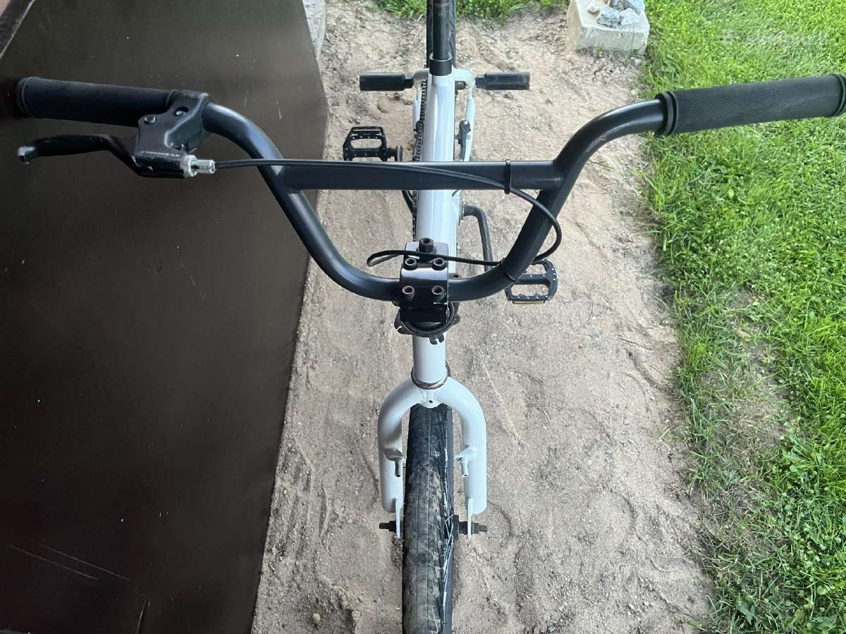 BMX dviratis - nuotraukos Nr. 2
