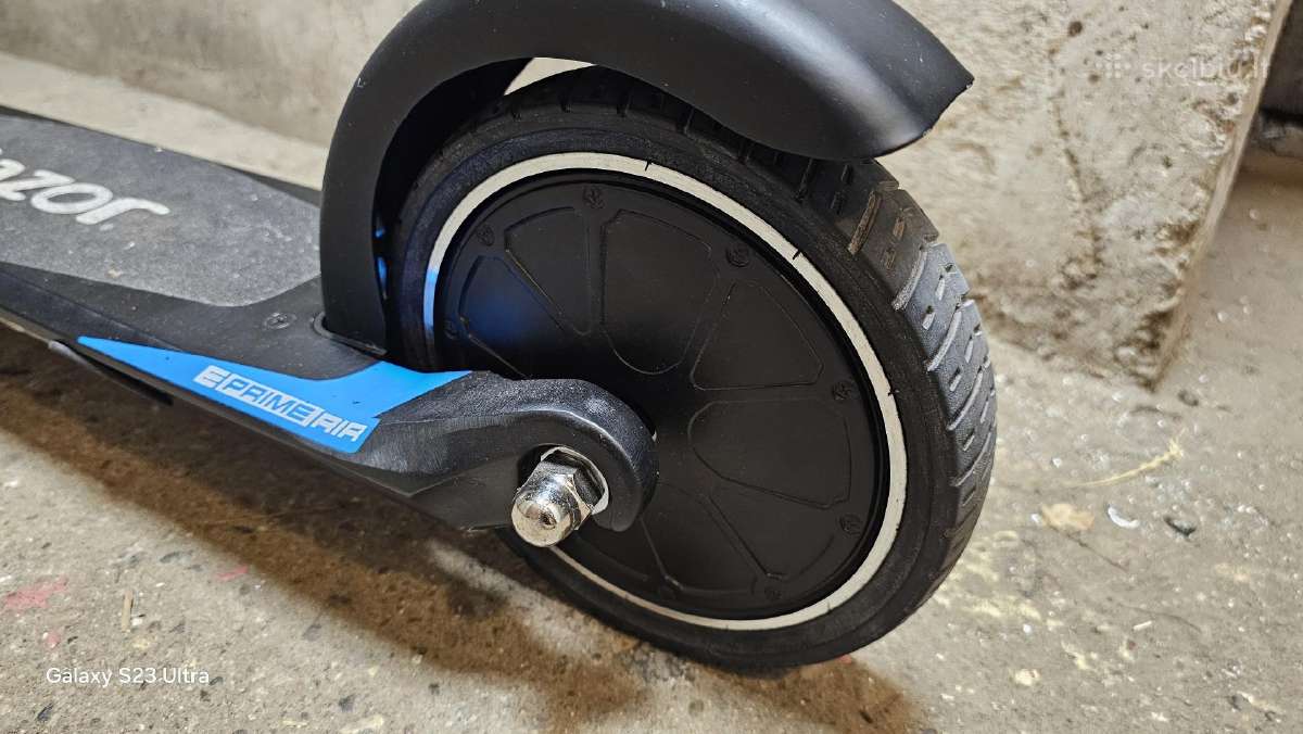 Elektrinis paspirtukas Razor Eprime Air - nuotraukos Nr. 6