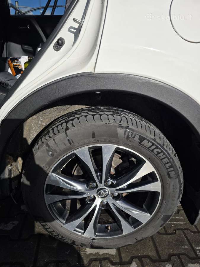 Toyota Rav4 - nuotraukos Nr. 9