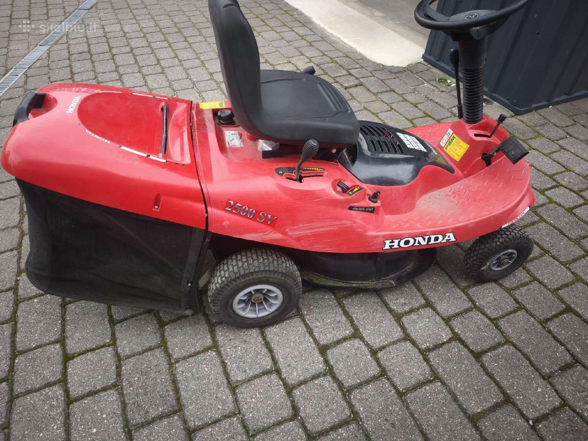 Honda 2500 Sv vejos traktoriukas (2012) - nuotraukos Nr. 4