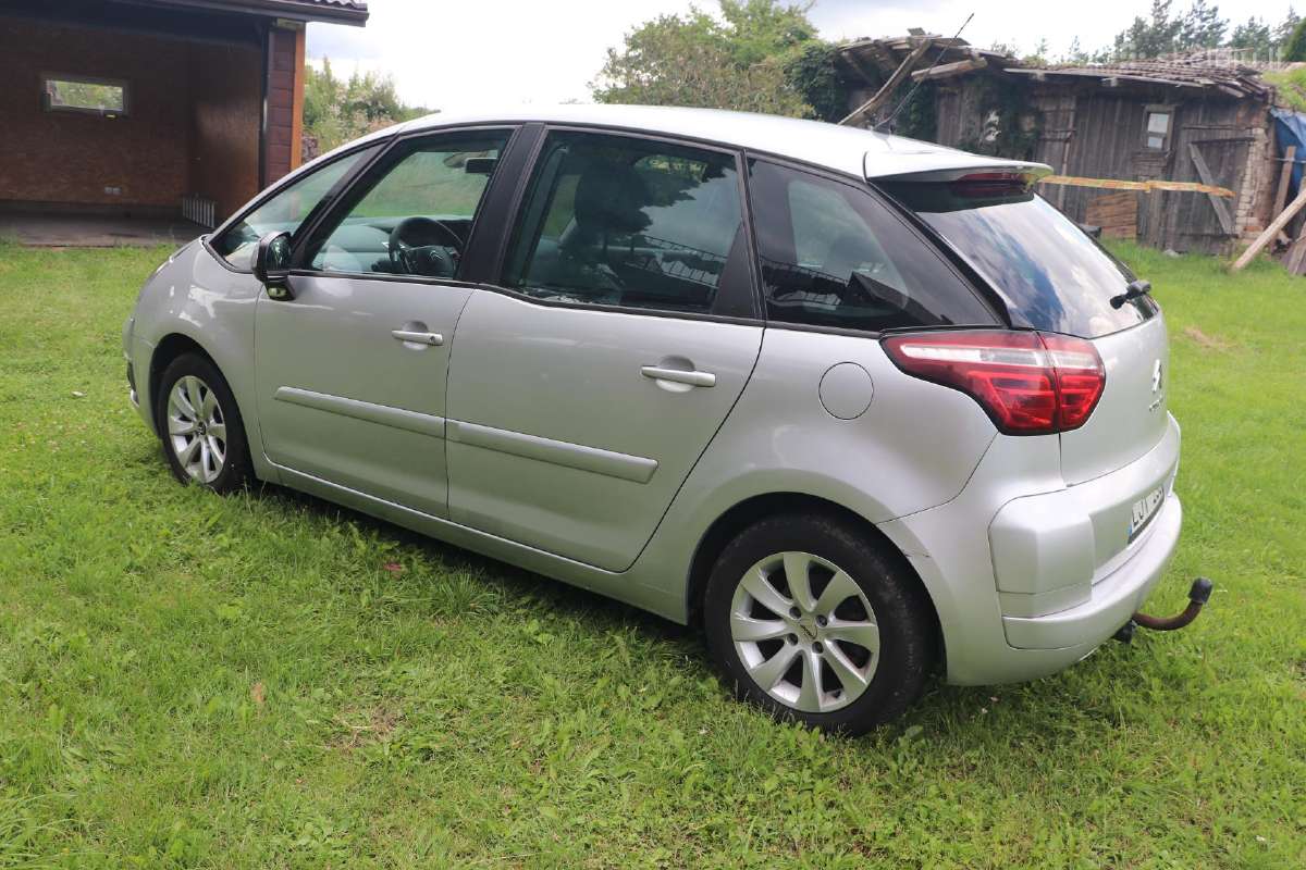 Parduodu Citroen C4 Picasso - nuotraukos Nr. 2