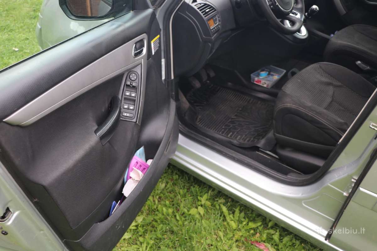 Parduodu Citroen C4 Picasso - nuotraukos Nr. 7