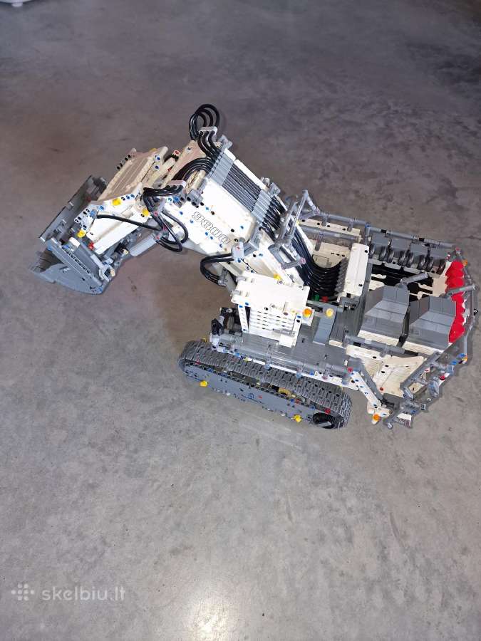 Lego Technic 42100 Liebherr R 9800 ekskavatorius - nuotraukos Nr. 7