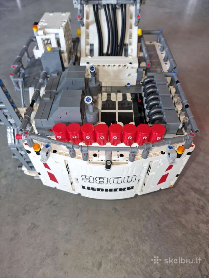 Lego Technic 42100 Liebherr R 9800 ekskavatorius - nuotraukos Nr. 14