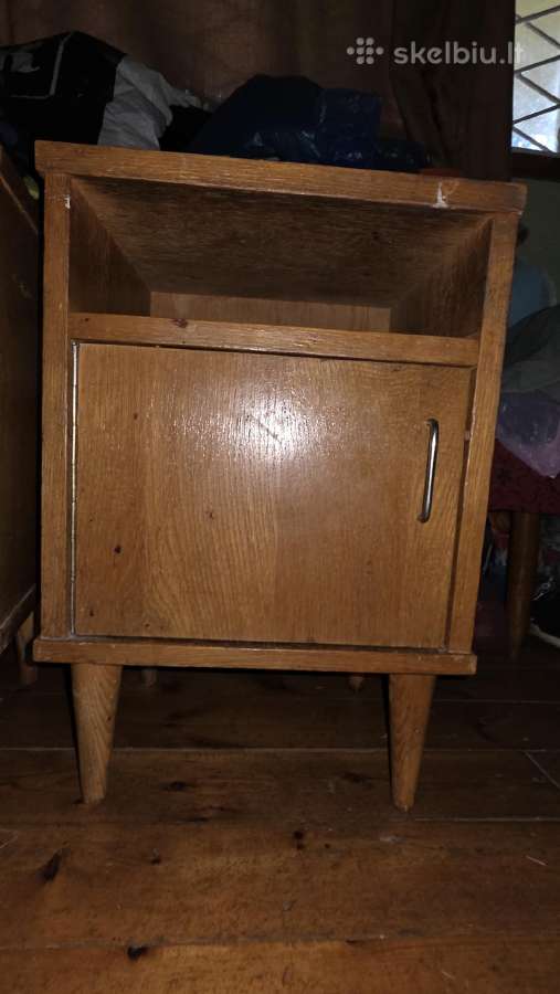 Dvi spintelės - nuotraukos Nr. 2