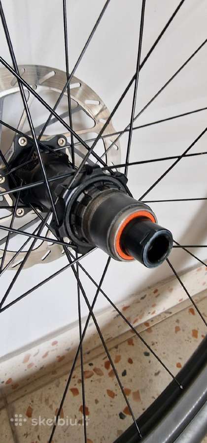 Scott spark RC 2025 + ratų komplektas - nuotraukos Nr. 16
