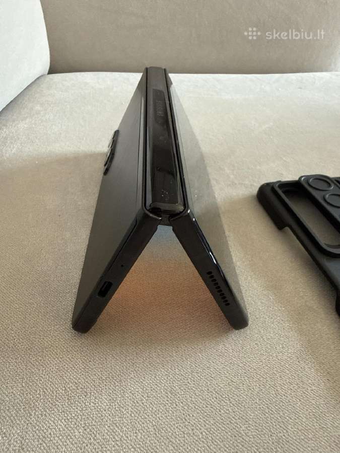 Samsung Galaxy Fold3 - nuotraukos Nr. 4