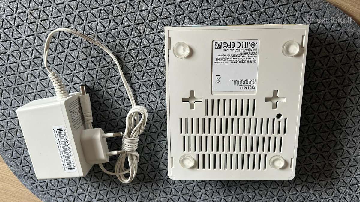 Mikrotik Rb260gsp 5x Gigabit Poe out Smart switch - nuotraukos Nr. 4