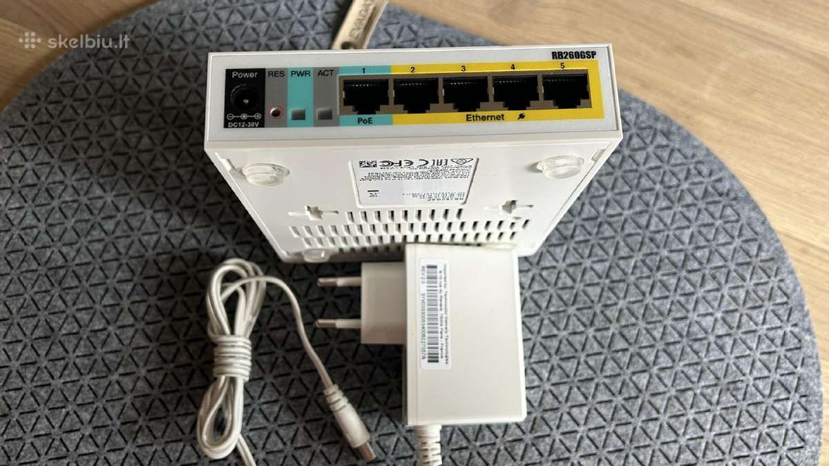 Mikrotik Rb260gsp 5x Gigabit Poe out Smart switch - nuotraukos Nr. 2