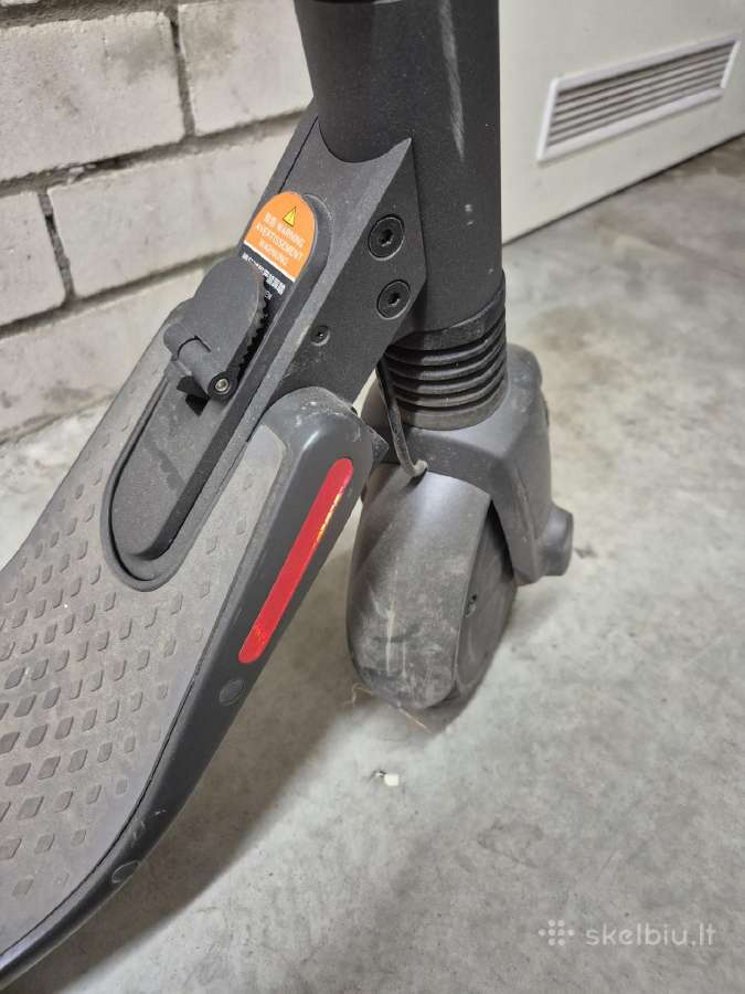 Ninebot Segway Es2 elektrinis paspirtukas - nuotraukos Nr. 6
