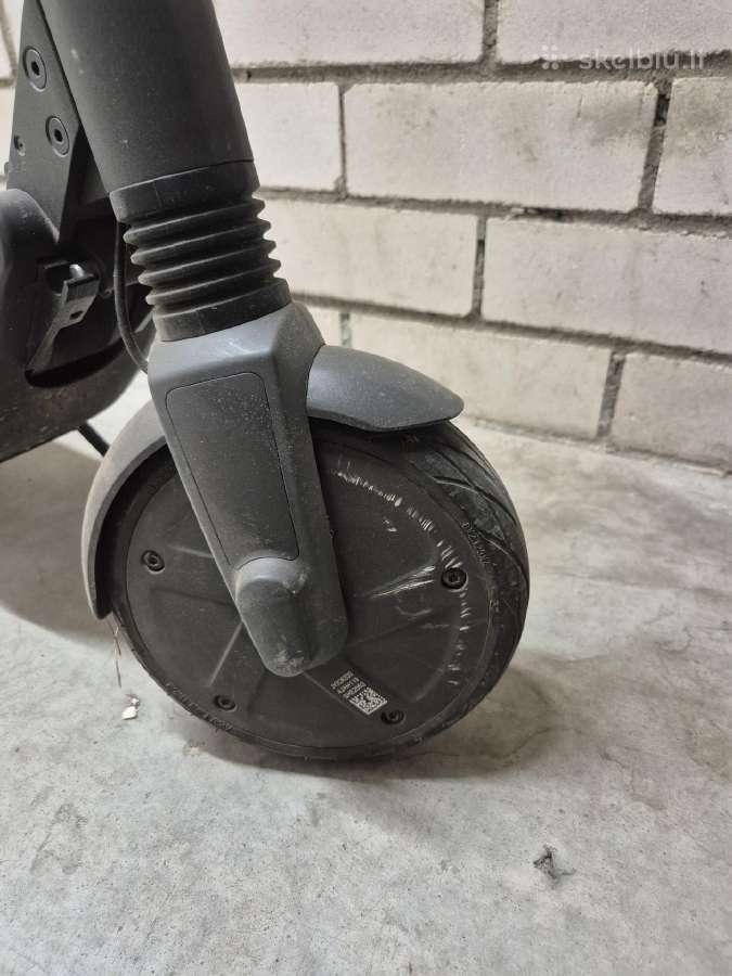 Ninebot Segway Es2 elektrinis paspirtukas - nuotraukos Nr. 7